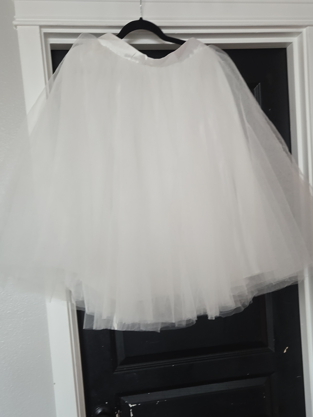 NWOT Space 46 Boutique White Tulle Midi Skirt Size XL
